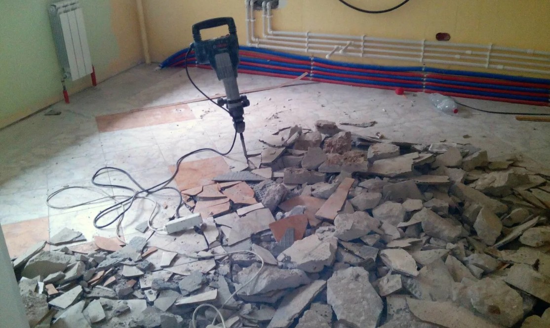 Демонтажные работы плитка стяжка 60 м²